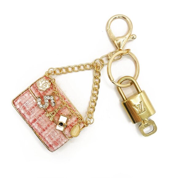 Authentic Louis Vuitton Lock & Key with Bag Purse Charm Keychain Key Charm Chain - Picture 3 of 4